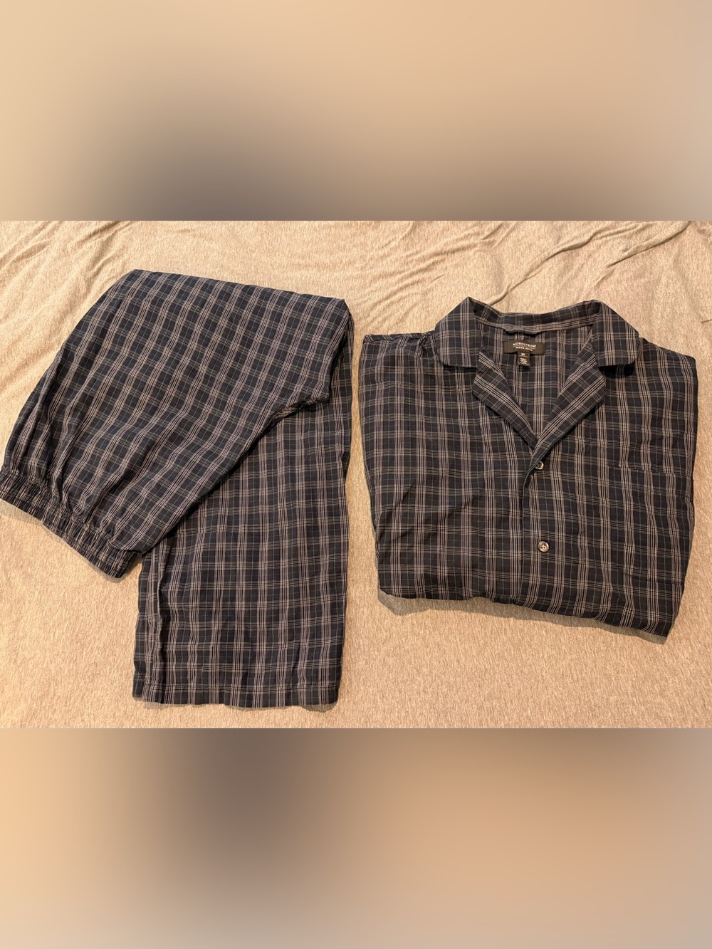Nordstrom Men’s Navy and Gray Plaid Button-Down sleepwear